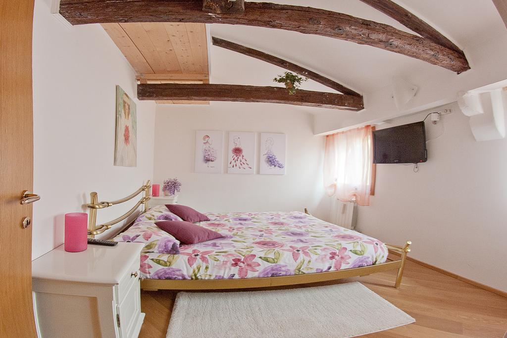 Appartamento Calle Dei Preti Венеция Экстерьер фото