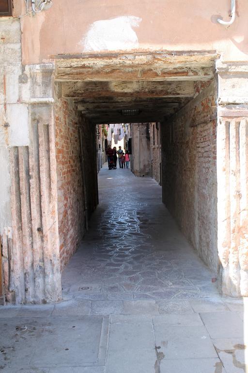 Appartamento Calle Dei Preti Венеция Экстерьер фото