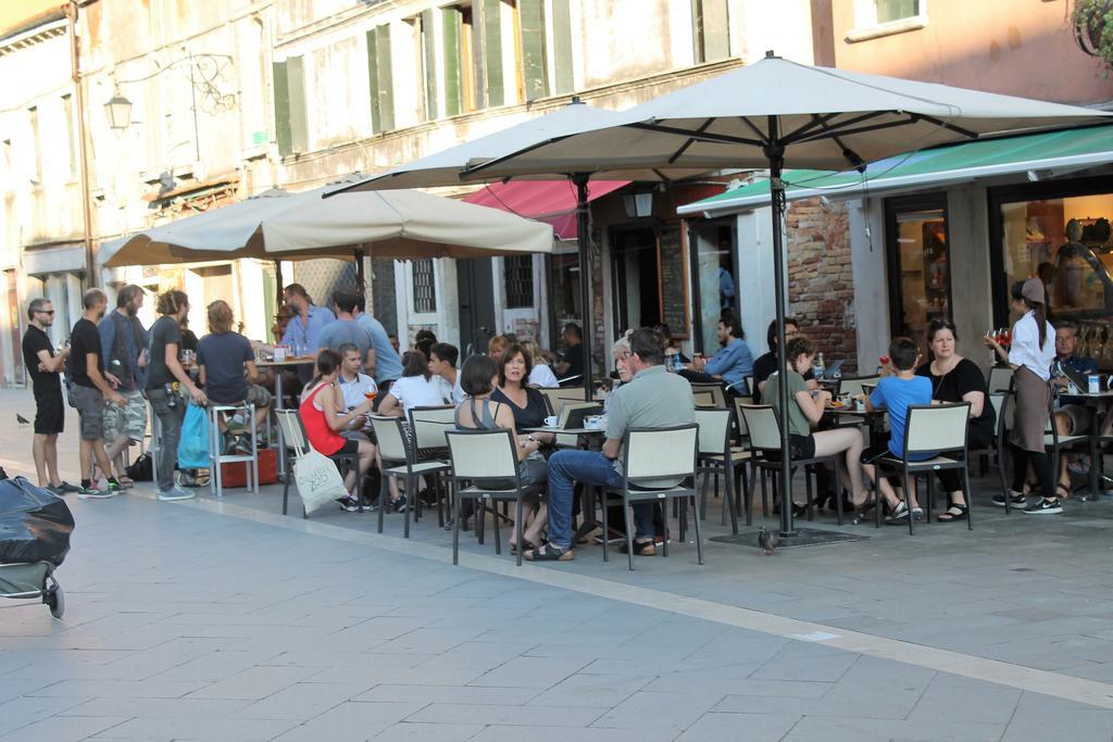 Appartamento Calle Dei Preti Венеция Экстерьер фото